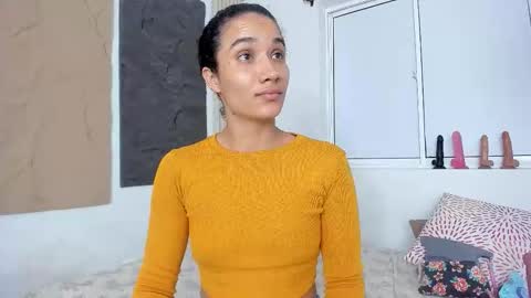 Marian online show from December 19, 11:06 am