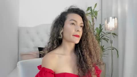 Marian online show from October 25, 3:18 am