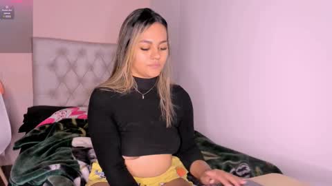 Mariana Roe online show from February 19, 9:06 am