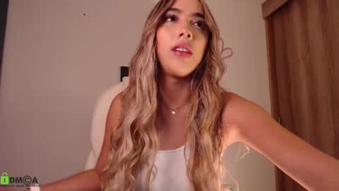 Mariana online show from February 27, 11:48 pm