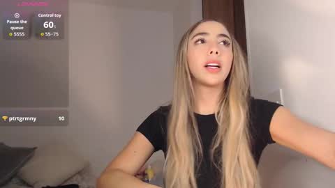 Mariana online show from November 19, 12:54 am