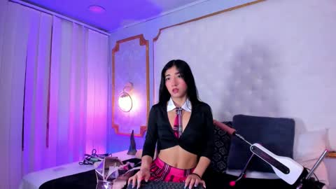 Mariana   online show from February 2, 10:33 am