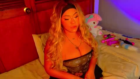 Mariana Prada online show from November 22, 11:41 am