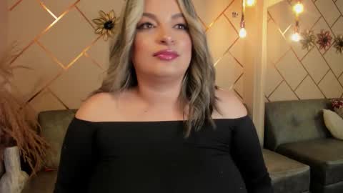 marianeporter online show from March 26, 1:22 am