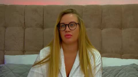 Maria online show from March 6, 7:03 am