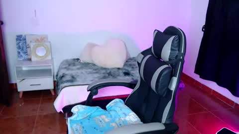 Mariana online show from October 28, 3:40 am