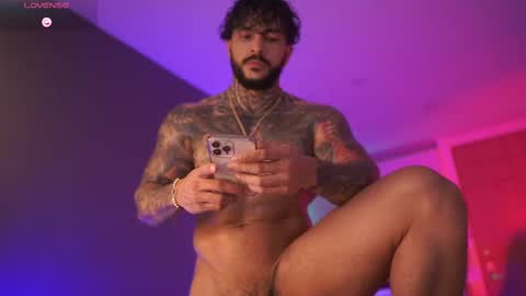 Snapshot of mariano_costa chatting on October 21, 5:01 am Mariano Costa online show from October 21, 5:01 am