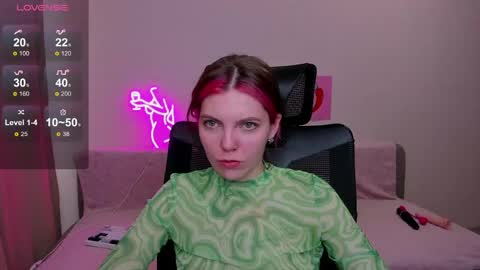 Marie 3 online show from May 12, 5:27 am