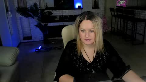 Snapshot of mariemlui chatting on October 20, 11:15 am mariemlui online show from October 20, 11:15 am