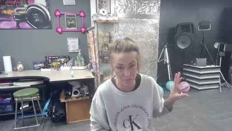 Marie Ann Waters online show from January 2, 11:38 pm