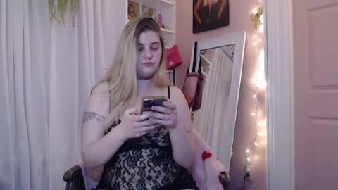 marigoldrue online show from February 16, 1:04 am