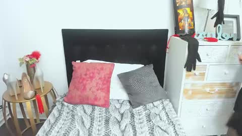 Marina online show from April 13, 2:32 pm