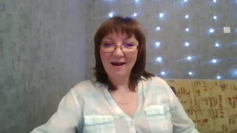 marinamrs online show from December 13, 7:53 pm