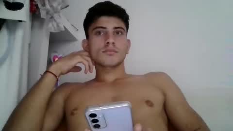 mariobrosss517470 online show from December 15, 10:04 pm