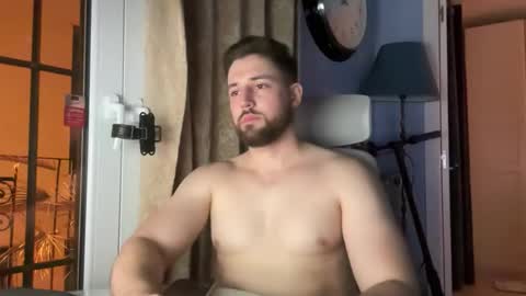 mark_899832461 online show from February 19, 8:19 pm