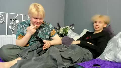 mark_brain online show from April 8, 12:30 pm