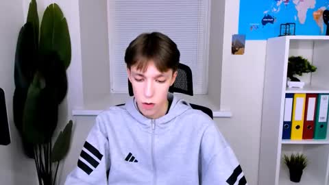 Mark online show from October 23, 3:24 pm