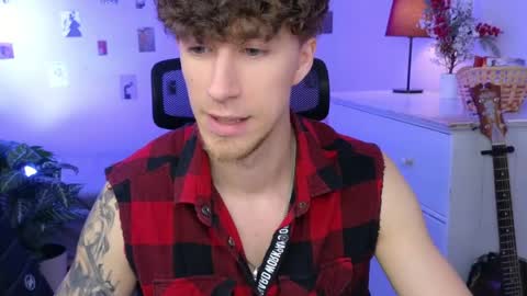 mark_caron online show from April 9, 8:14 pm