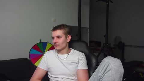 MARK KARSON online show from February 17, 6:07 pm