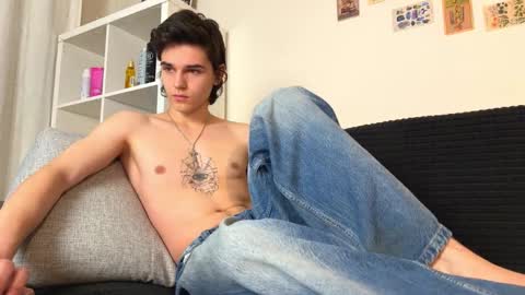 Mark online show from December 15, 2:02 pm