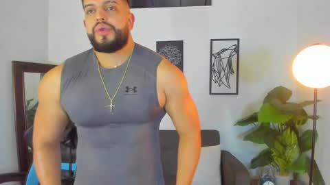 mark_x23 online show from February 6, 1:42 am