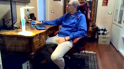 markmarkmark00 online show from March 11, 6:49 am