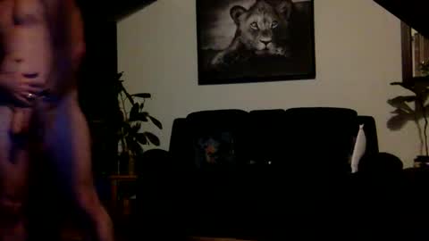 markroux123 online show from February 28, 9:08 pm