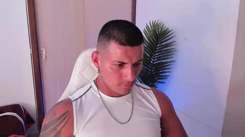 markus... Y online show from November 9, 9:06 pm