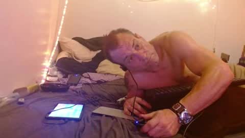 markymark101825061 online show from January 13, 2:50 am