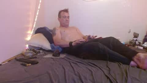 markymark101825061 online show from January 15, 8:58 pm