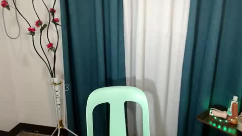 Jane online show from December 5, 6:27 pm