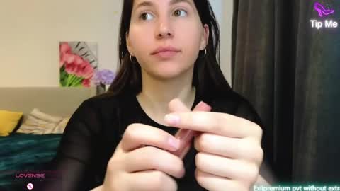marrycolins online show from May 6, 2:28 am