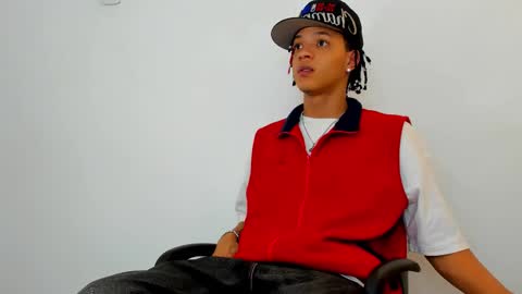 MARSHALL online show from February 5, 1:58 pm