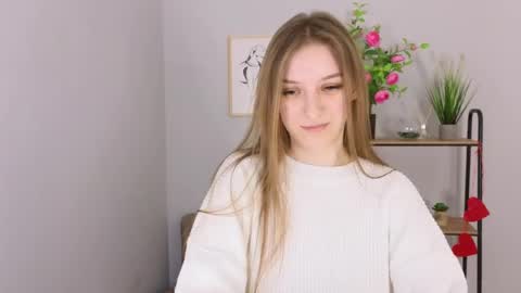 Maria online show from April 15, 10:18 am