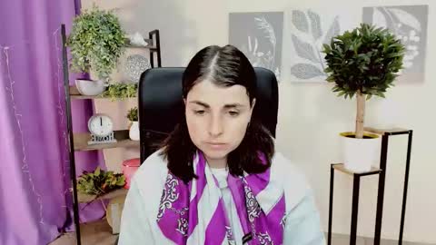 martaedams online show from March 25, 6:31 am