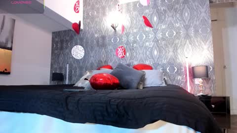 martina rizzi online show from February 15, 8:40 pm