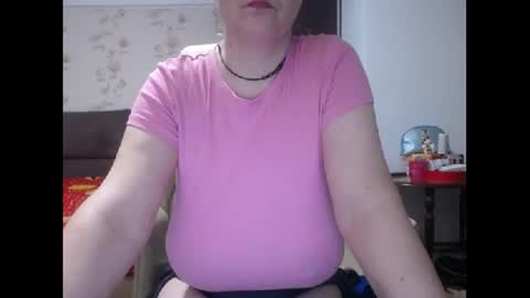 Snapshot of mary_x chatting on March 12, 10:05 am Mary online show from March 12, 10:05 am