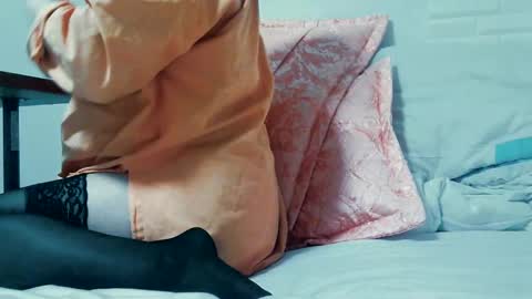 marycrazy2025 online show from December 14, 9:21 pm