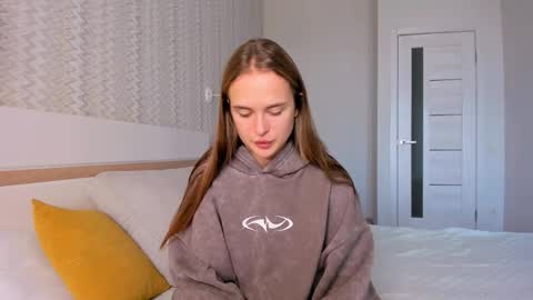 Snapshot of marylee_21 chatting on October 22, 6:49 am Mari online show from October 22, 6:49 am