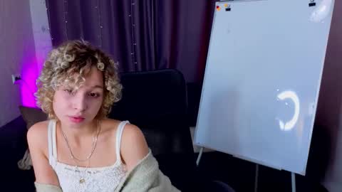 Mary online show from October 22, 5:54 am