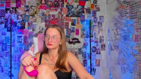 maryyy_may online show from October 15, 6:42 pm
