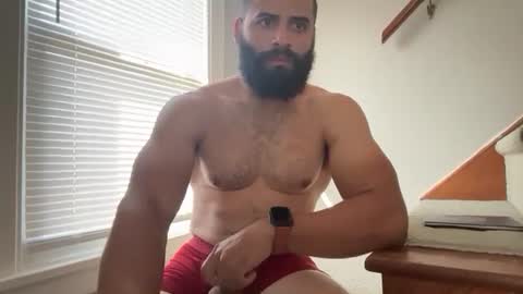 mascbeef95 online show from August 5, 1:52 pm