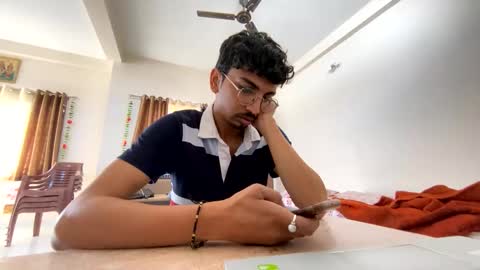 Mask Boy online show from March 4, 4:49 am