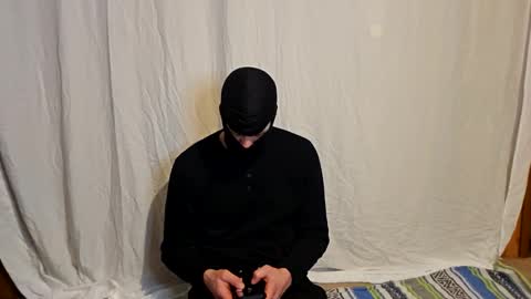 maskedyogaman online show from February 5, 2:37 am