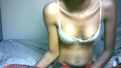 maskgang001 online show from March 21, 4:51 am