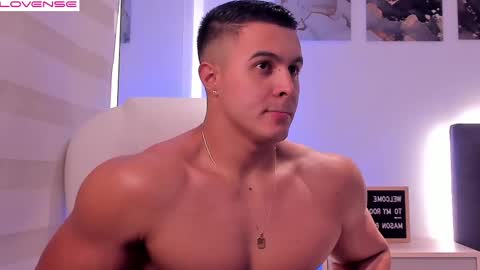 Mason Bennet online show from February 27, 6:46 am