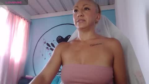 massiel ferreti online show from October 21, 10:24 pm