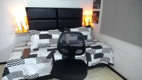  Massimo Greco online show from December 16, 10:49 pm