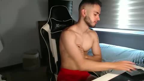 massimo online show from November 29, 3:09 pm