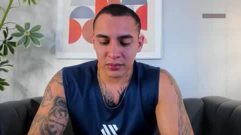 Snapshot of massimocontie_ chatting on October 25, 11:53 am Massimo Contie online show from October 25, 11:53 am